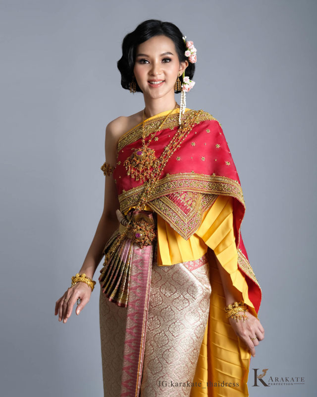 ชุดไทยแต่งงาน
